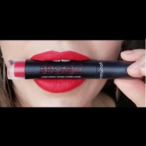 New, Younique Splash Liquid lipstick “Stubborn”